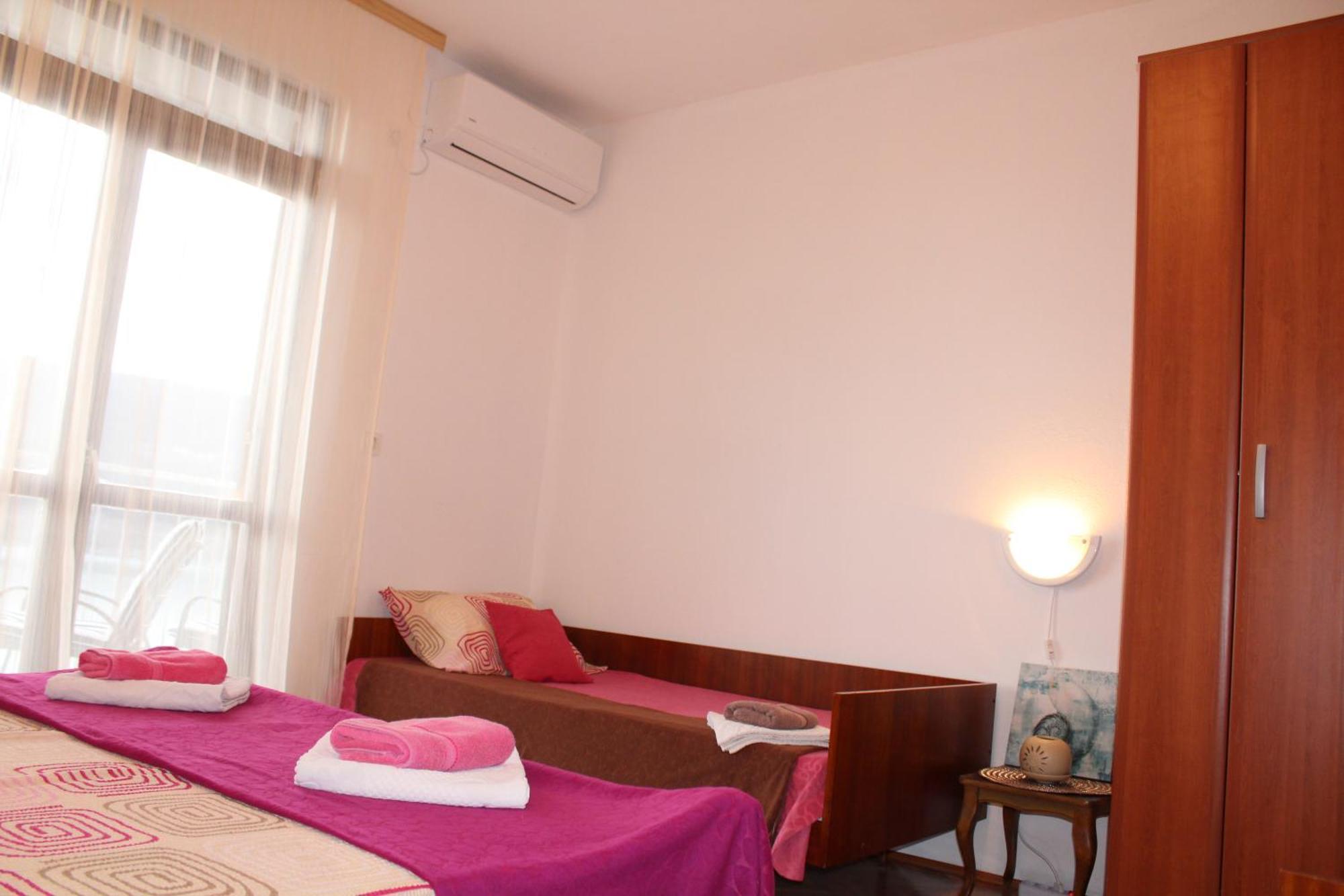 Guest House Tomanovic Herceg Novi Room photo